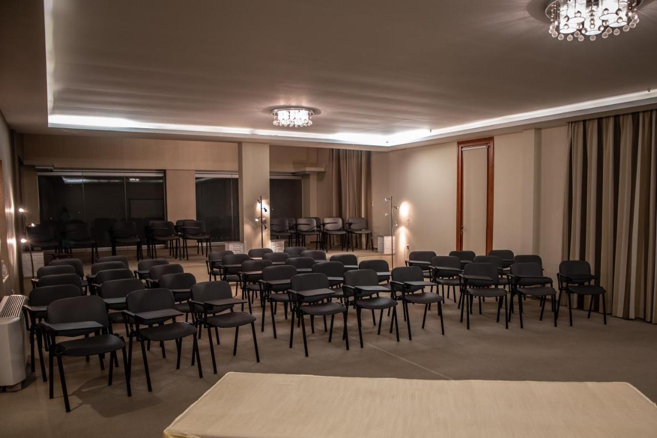 Alma Hotel Петра Экстерьер фото
